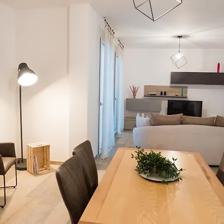 Apartament Dei Cedri Attic Bari
